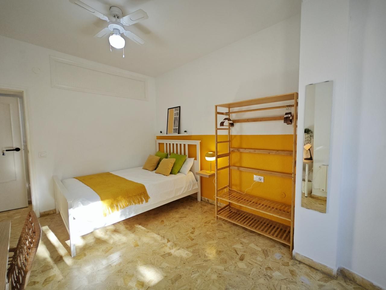Pis per a compartir a San Esteban, Barrio de Peral - San Félix