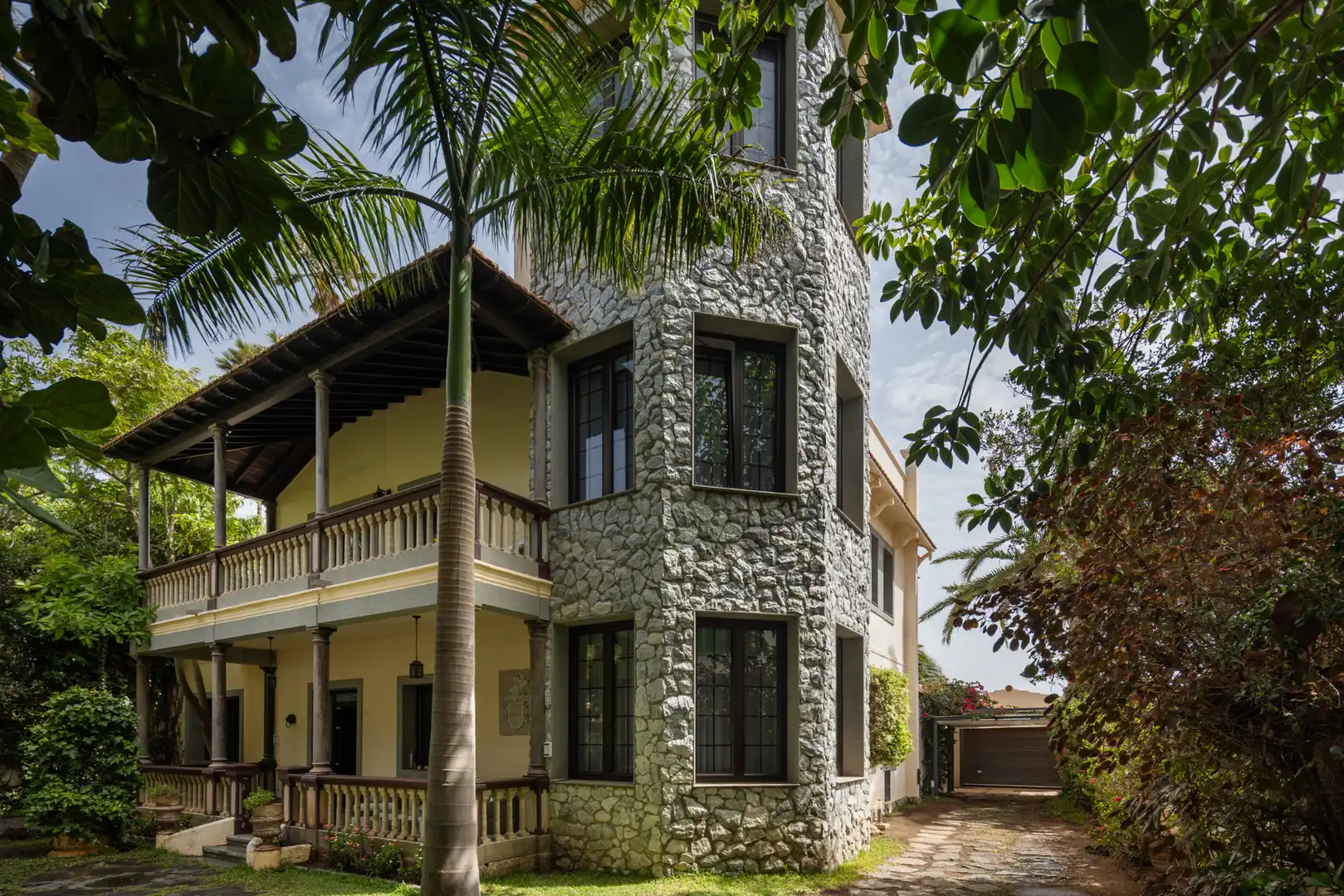 Vista exterior de Casa o xalet en venda en Santa Brígida amb Aire condicionat, Calefacció i Jardí privat