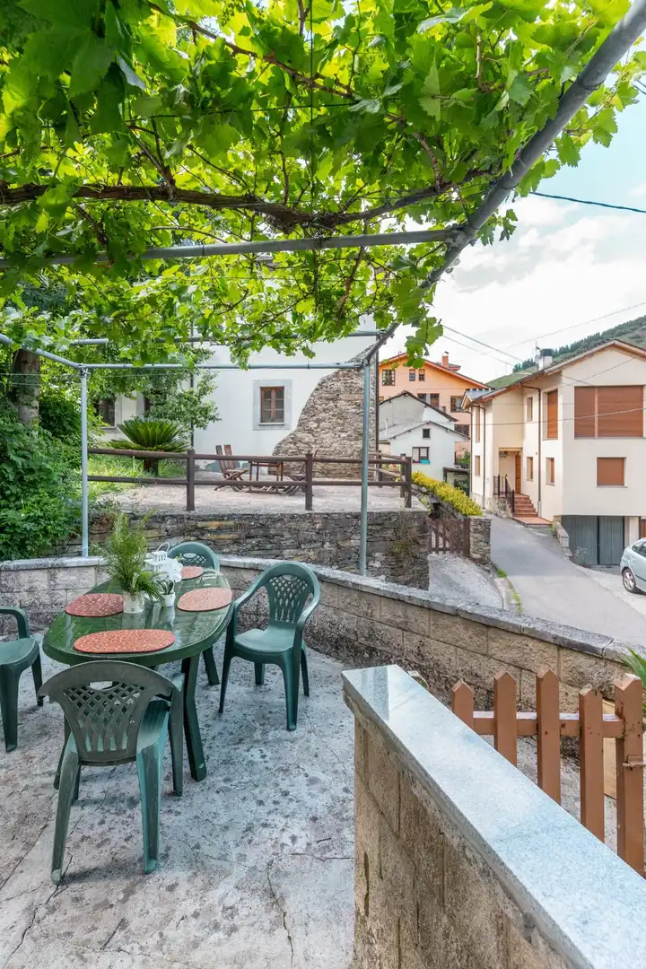 Terraza de Casa o chalet en venta en Cangas del Narcea con Jardín privado, Amueblado y Balcón