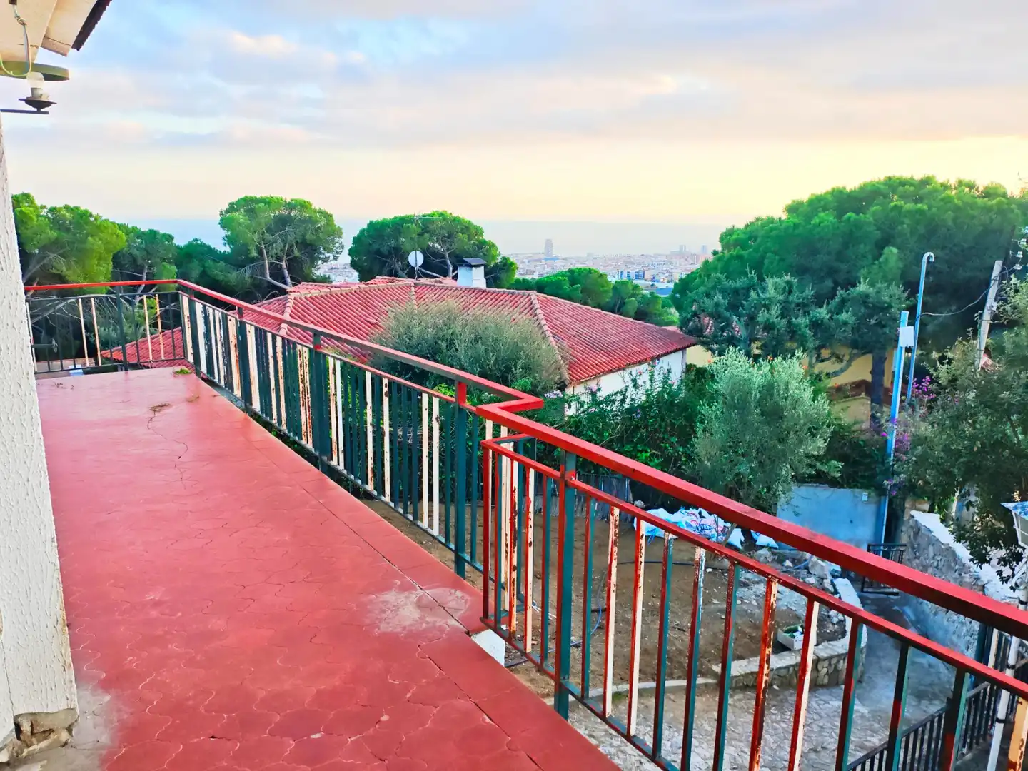 Vista exterior de Casa o chalet en venta en Mataró con Jardín privado, Terraza y Piscina