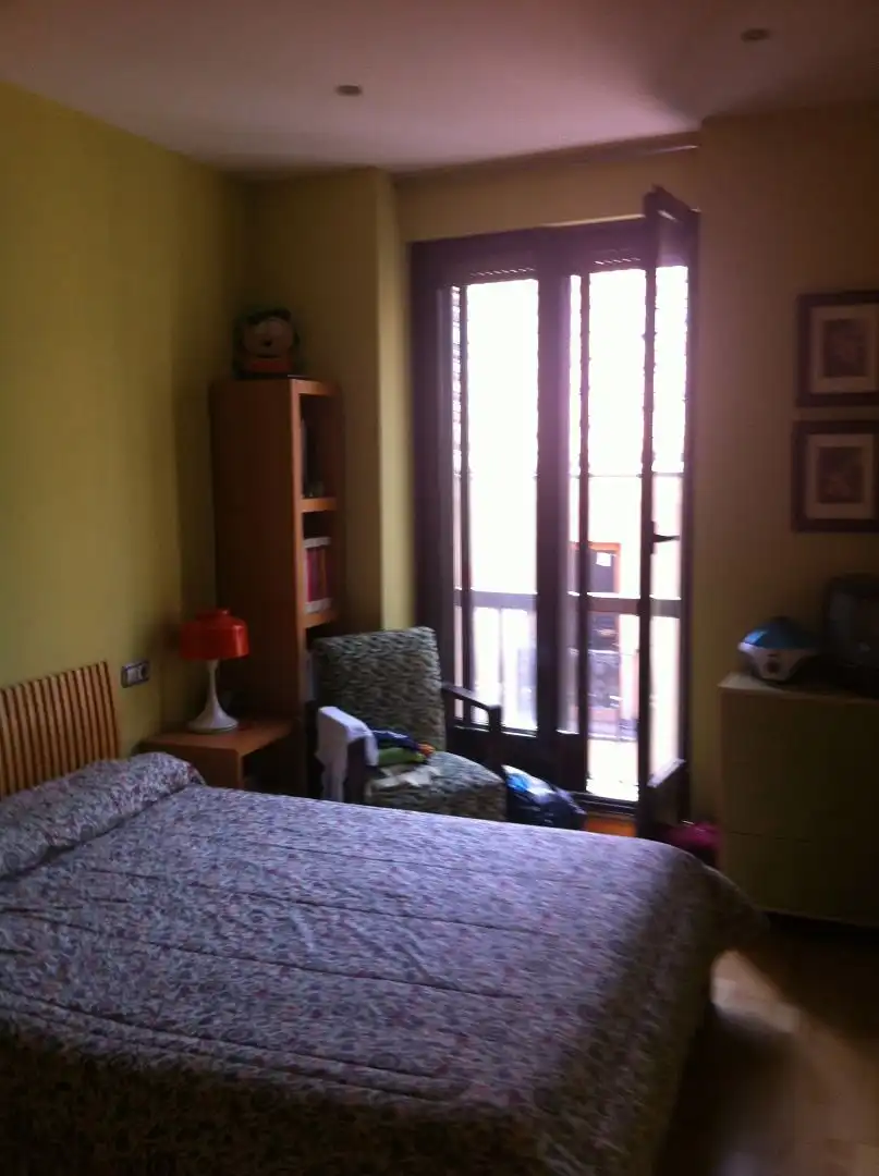 Bedroom of Flat for rent in Salamanca  with Heating, Parquet flooring and Furnished