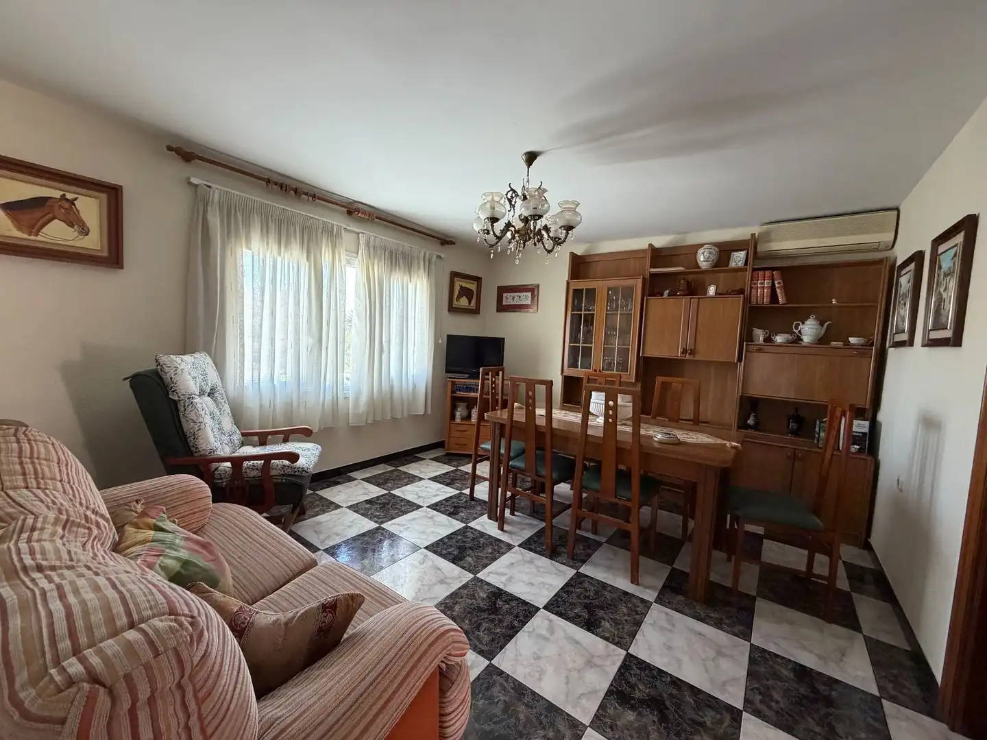 Sala d'estar de Pis en venda en Vélez-Málaga amb Aire condicionat