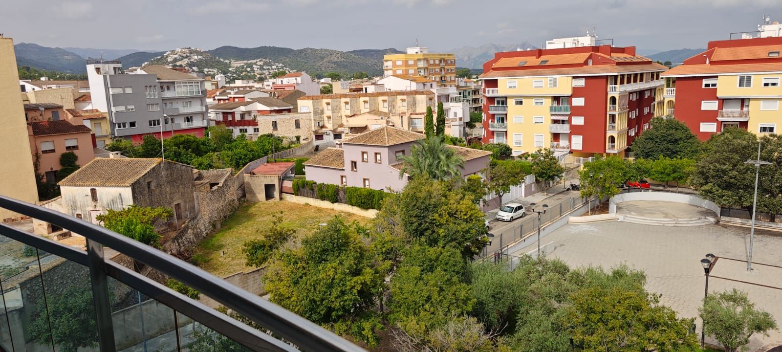 Vista exterior de Àtic en venda en Pedreguer amb Aire condicionat, Calefacció i Terrassa