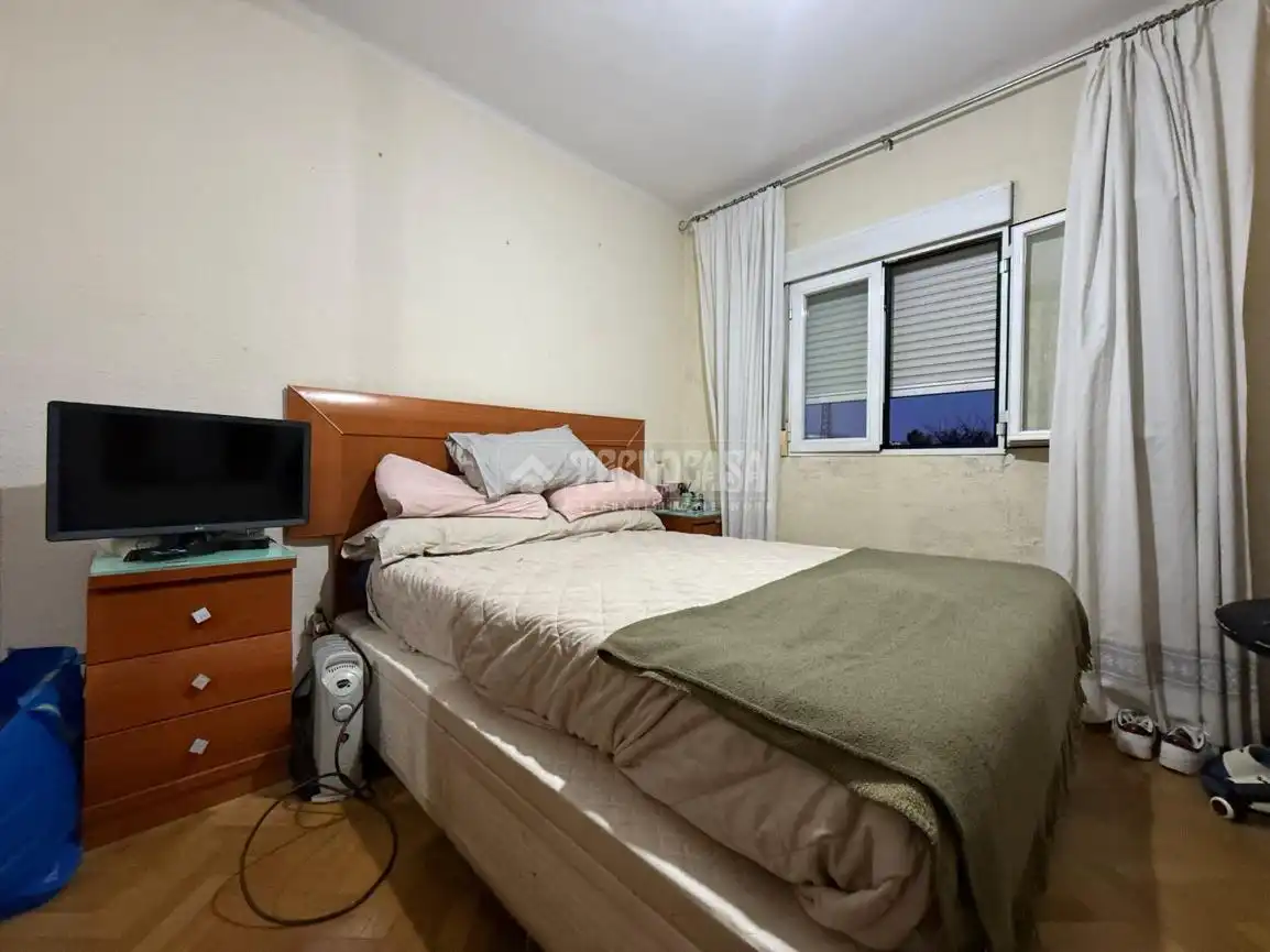 Habitación de Piso en venta en Madrid con Aire acondicionado y Calefacción