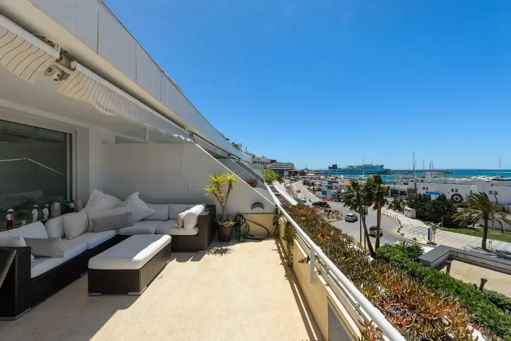Apartamento con piscina en venta en Marina Botafoc - Platja de Talamanca, imagen 13