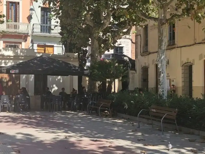 Local comercial en traspàs a Plaça Ocata 9, imagen 2