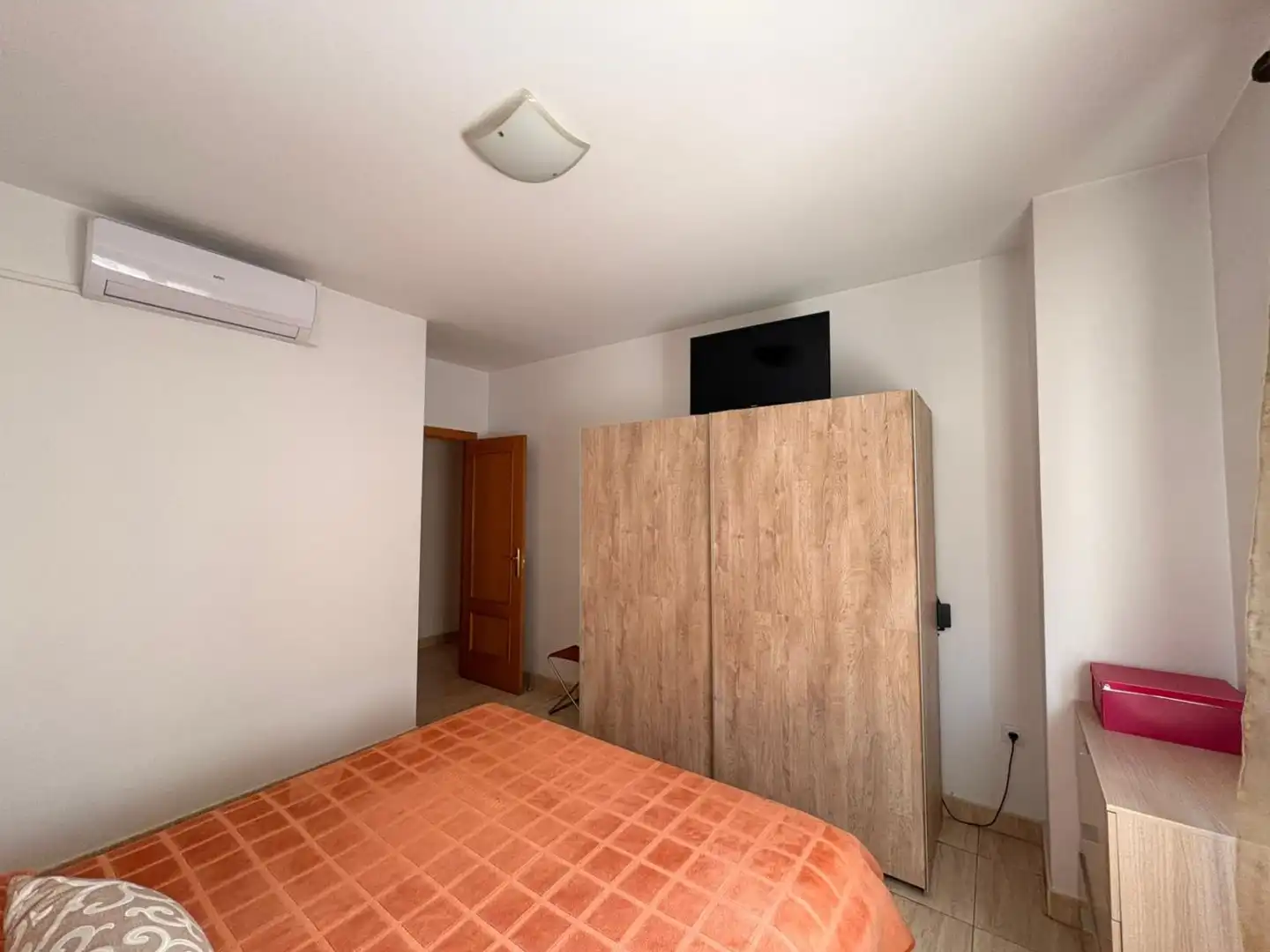 Piso con terraza en venta en Peréz Galdós, imagen 4
