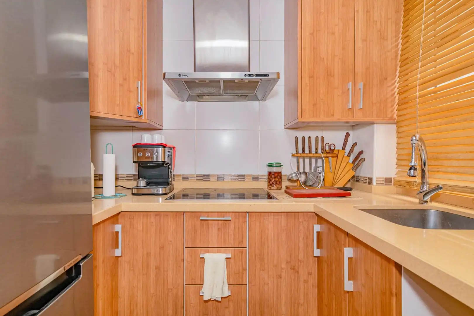 Kitchen of Flat for sale in La Zubia  with Air Conditioner