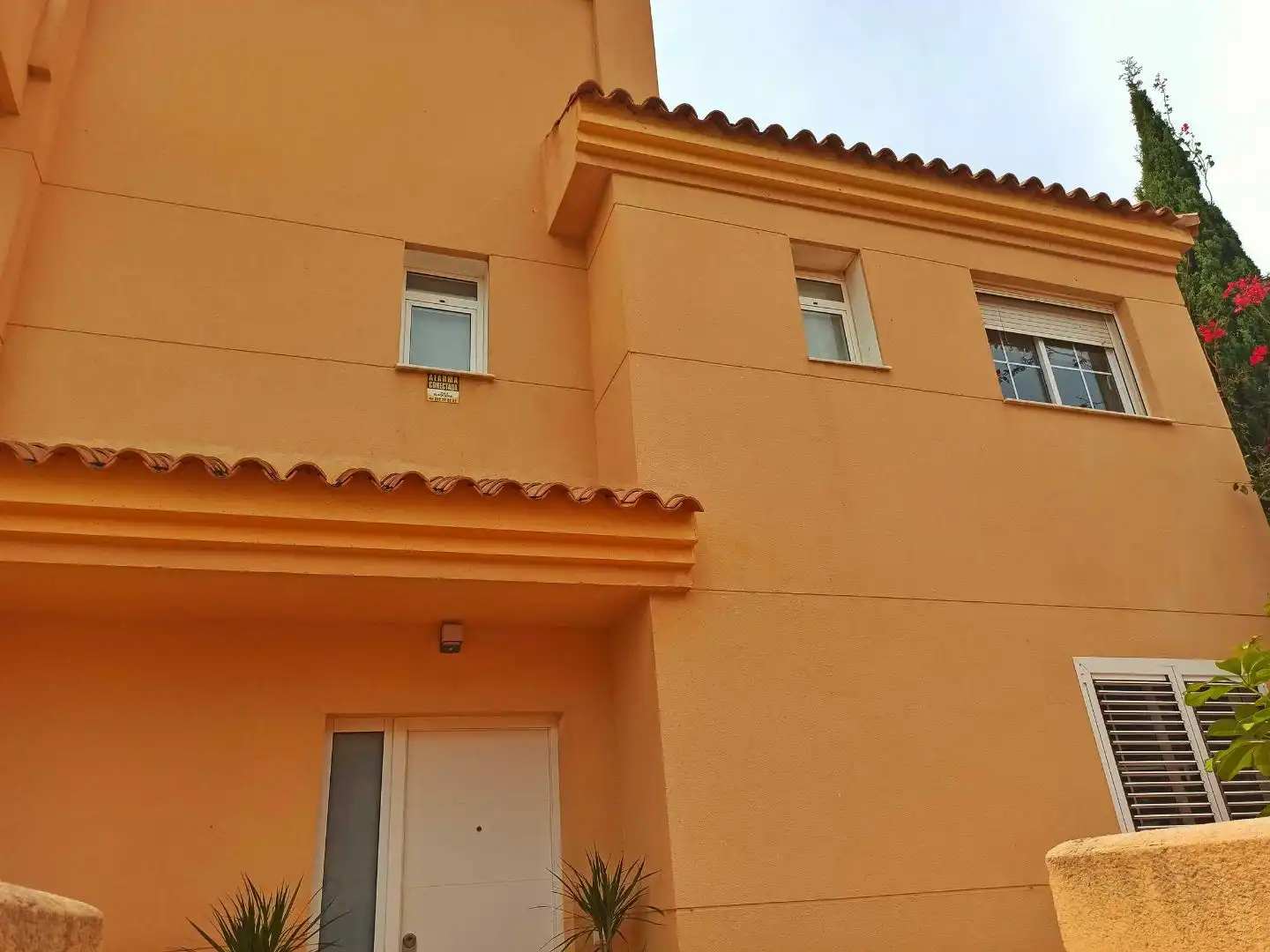 Außenansicht von Einfamilien-Reihenhaus zum Verkauf in Vícar mit Klimaanlage und Terrasse