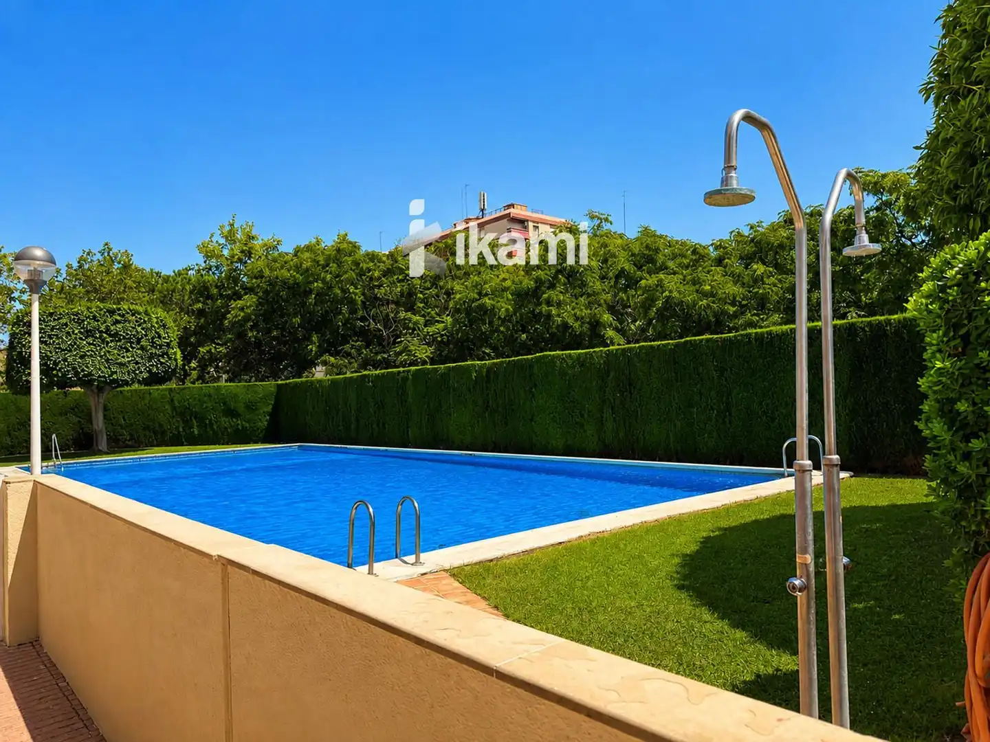 Piscina de Piso en venta en Valencia con Aire acondicionado, Terraza y Piscina