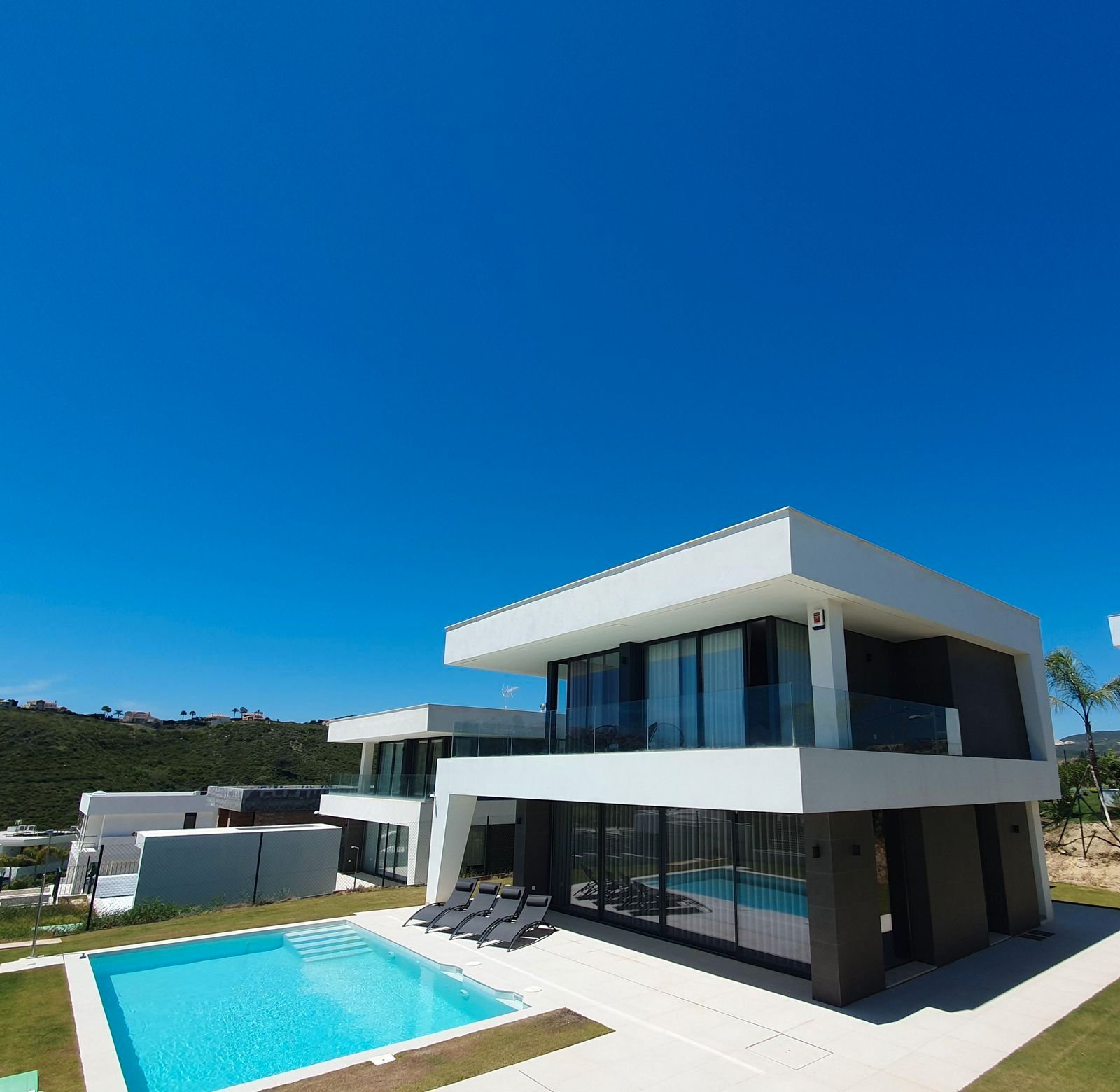 Exterior view of House or chalet for sale in Manilva  with Air Conditioner, Terrace and Swimming Pool