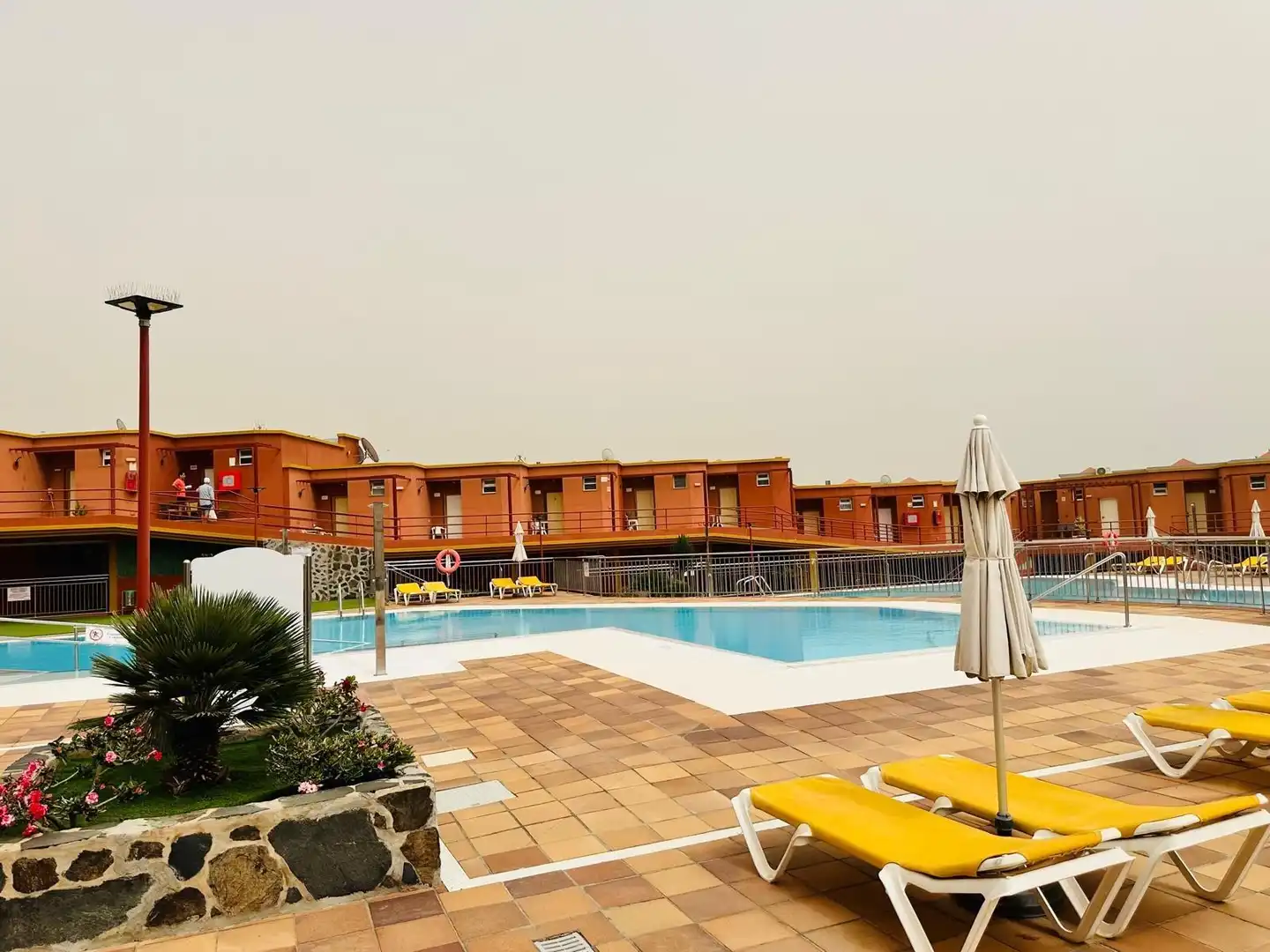 Schwimmbecken von Loft zur Miete in San Bartolomé de Tirajana mit Klimaanlage, Terrasse und Möbliert
