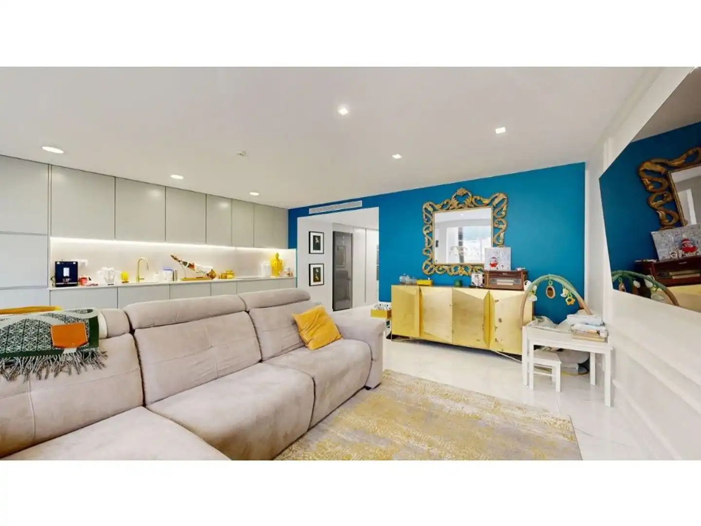 Sala de estar de Piso en venta en Tavernes de la Valldigna con Aire acondicionado