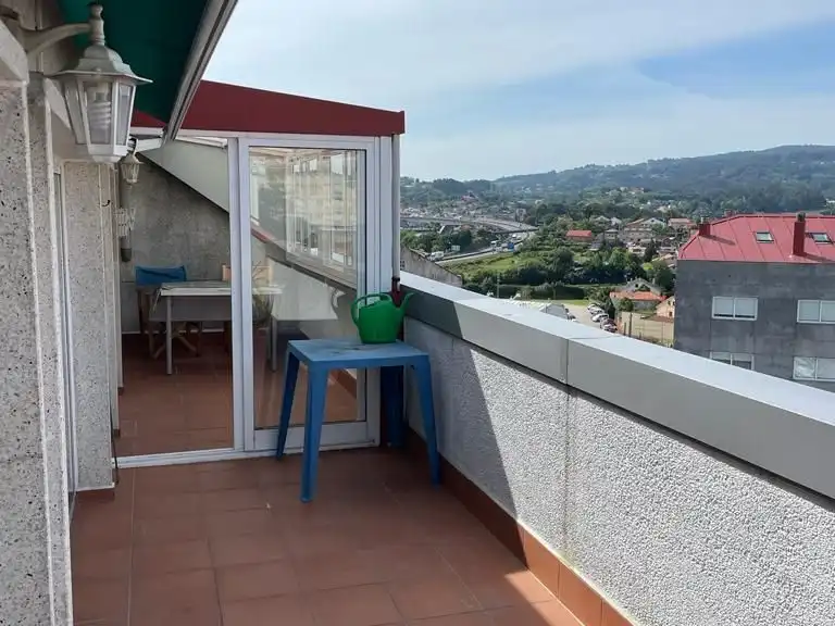 Terrasse von Dachboden zur Miete in Poio mit Heizung, Parkett und Terrasse
