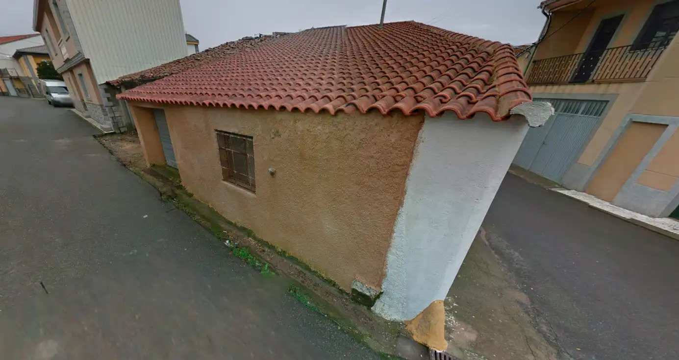 Vista exterior de Casa o chalet en venta en San Miguel de Valero con Terraza, Trastero y Amueblado