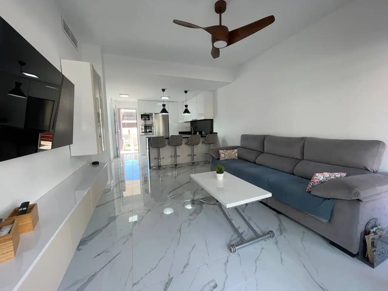 Sala de estar de Planta baja de alquiler en Pueblo Latino