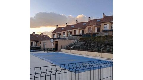 Photo 5 of Houses for rent in Calle Bajada al Lavadero, Valdeolmos-Alalpardo, Madrid