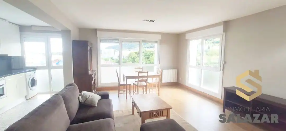 Wohnzimmer von Wohnung zur Miete in Urduliz mit Heizung und Möbliert