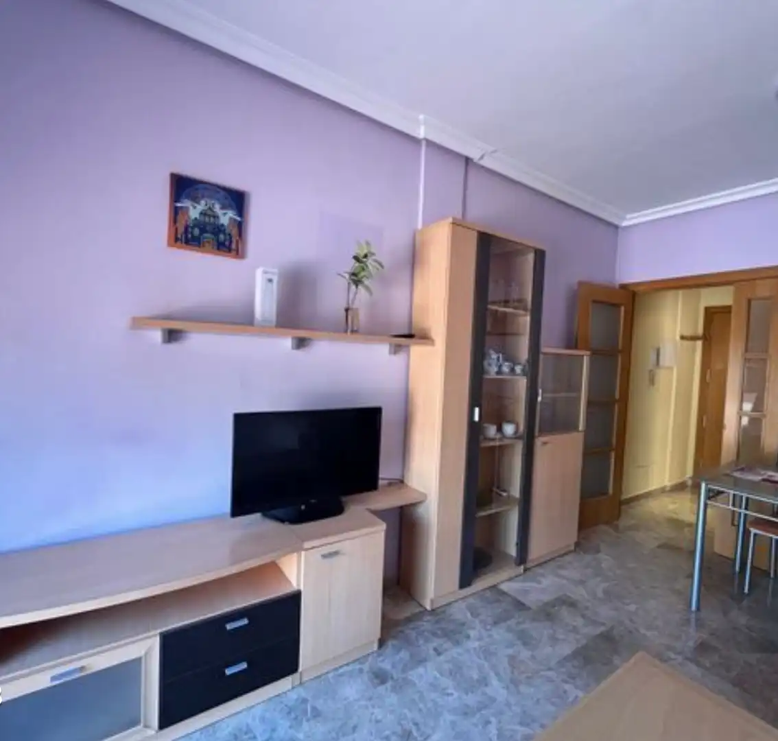 Wohnzimmer von Wohnung zur Miete in Ciudad Real mit Klimaanlage, Terrasse und Möbliert