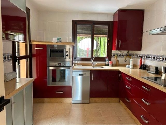 Cuina de Casa o xalet en venda en  Córdoba Capital amb Aire condicionat, Calefacció i Terrassa