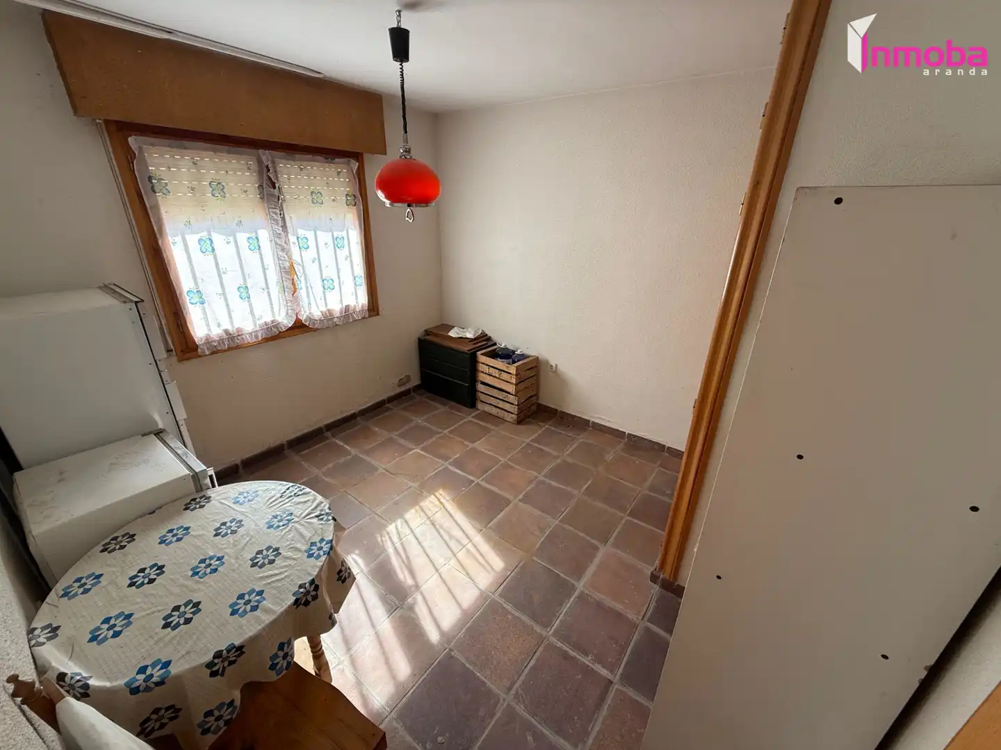 Dormitori de Casa o xalet en venda en Fuentespina amb Calefacció, Jardí privat i Terrassa
