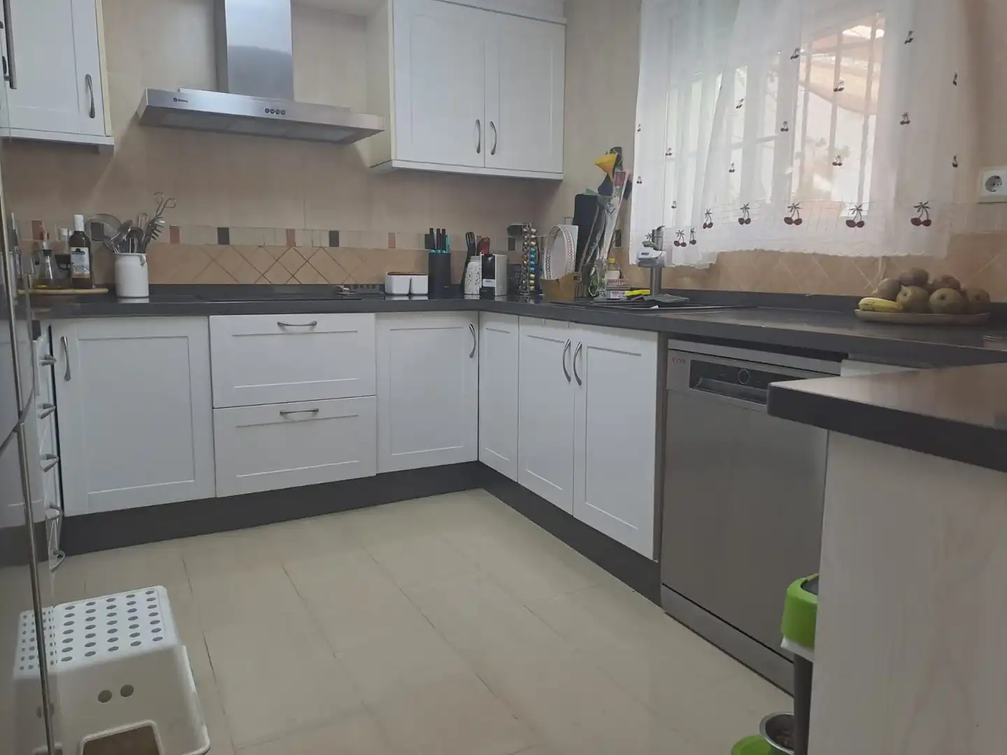 Cocina de Casa o chalet en venta en Montserrat con Aire acondicionado, Calefacción y Jardín privado