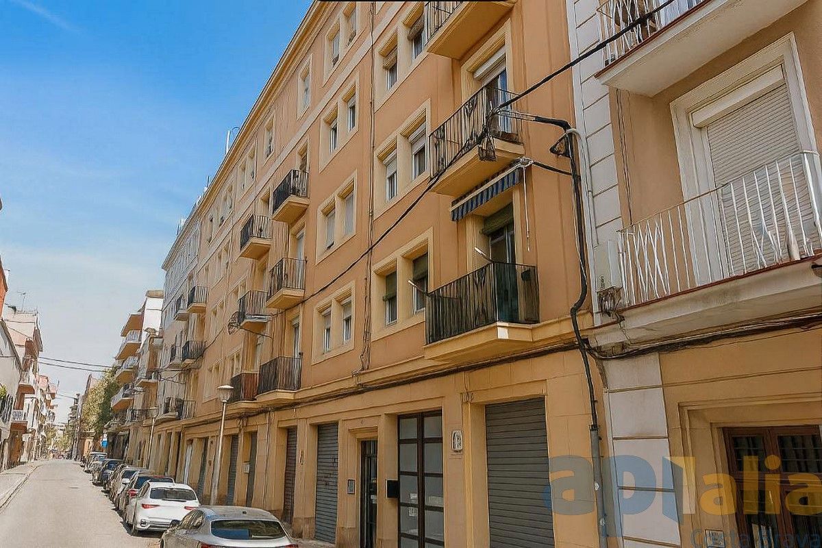 Exterior view of Flat for sale in Girona Capital  with Balcony