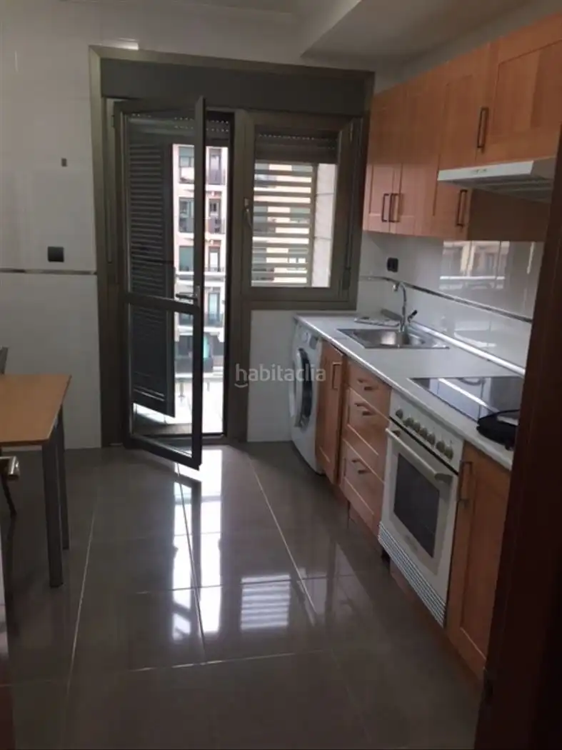 Pis amb ascensor en venda a Avenida de José Aguado 27, imagen 6