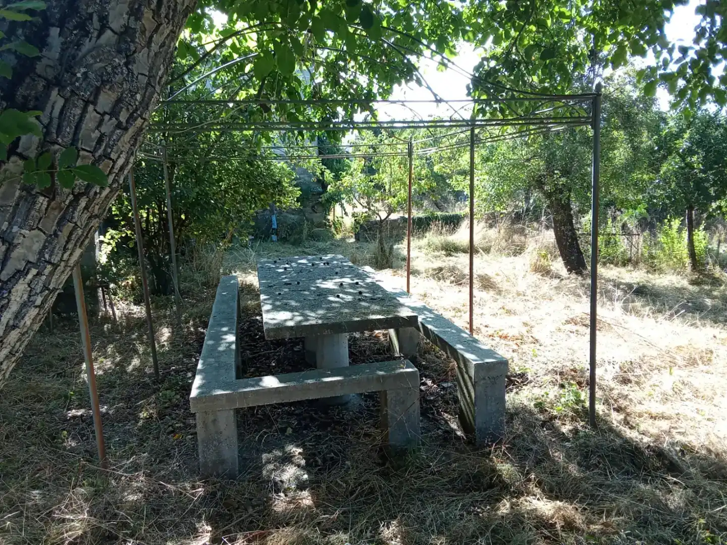 Jardí de Casa adosada en venda en San Justo amb Jardí privat, Traster i Moblat