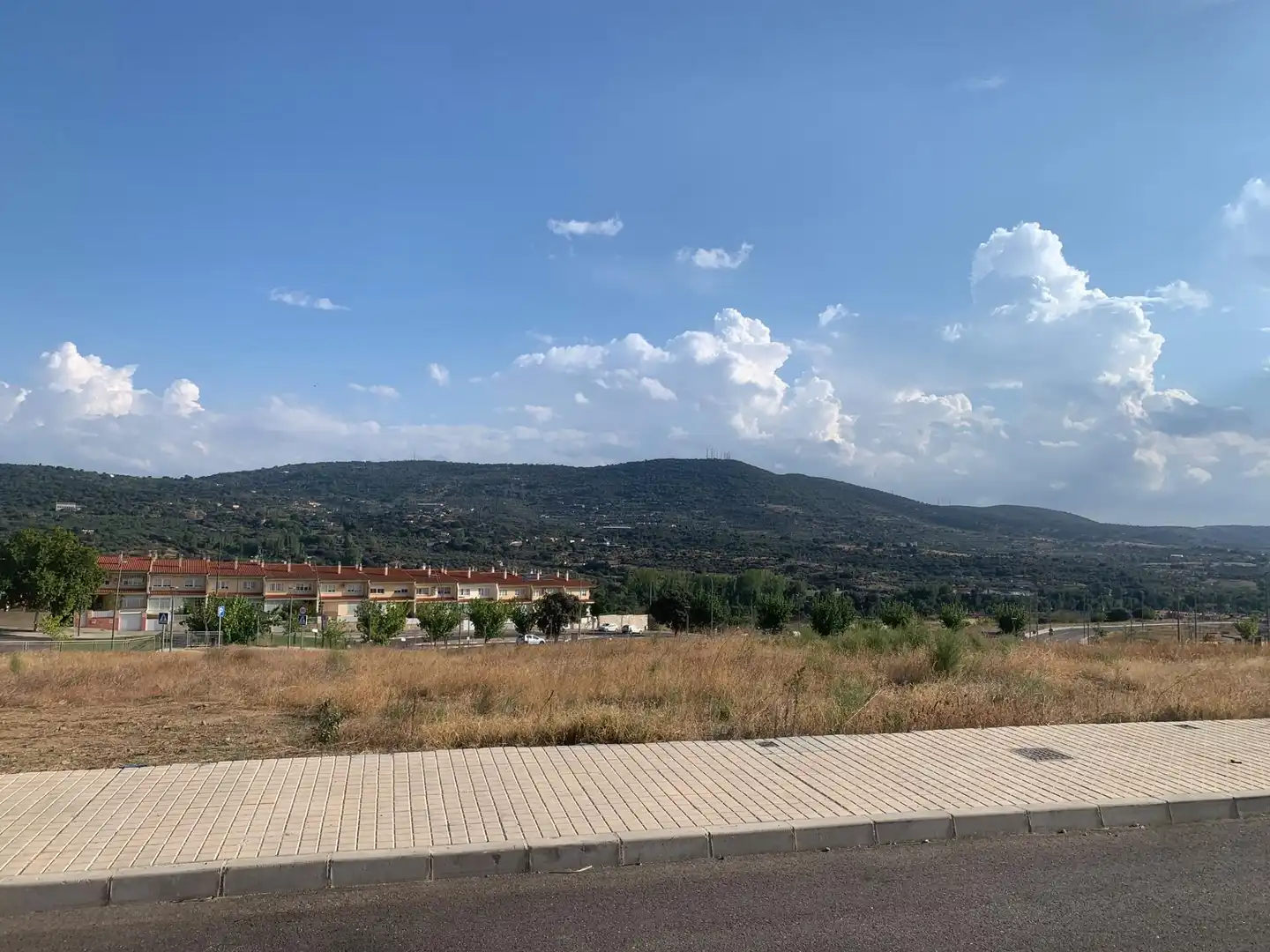 Terreny residencial en venda a Avenida la mazuela II, imagen 2