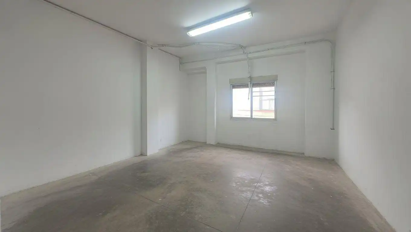 Local comercial en venda a Benicalap, imagen 11