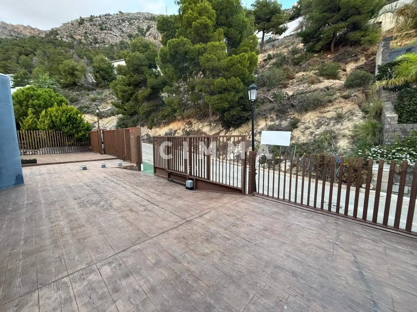 Chalet con piscina en venta en Calle de Alemania, imagen 9