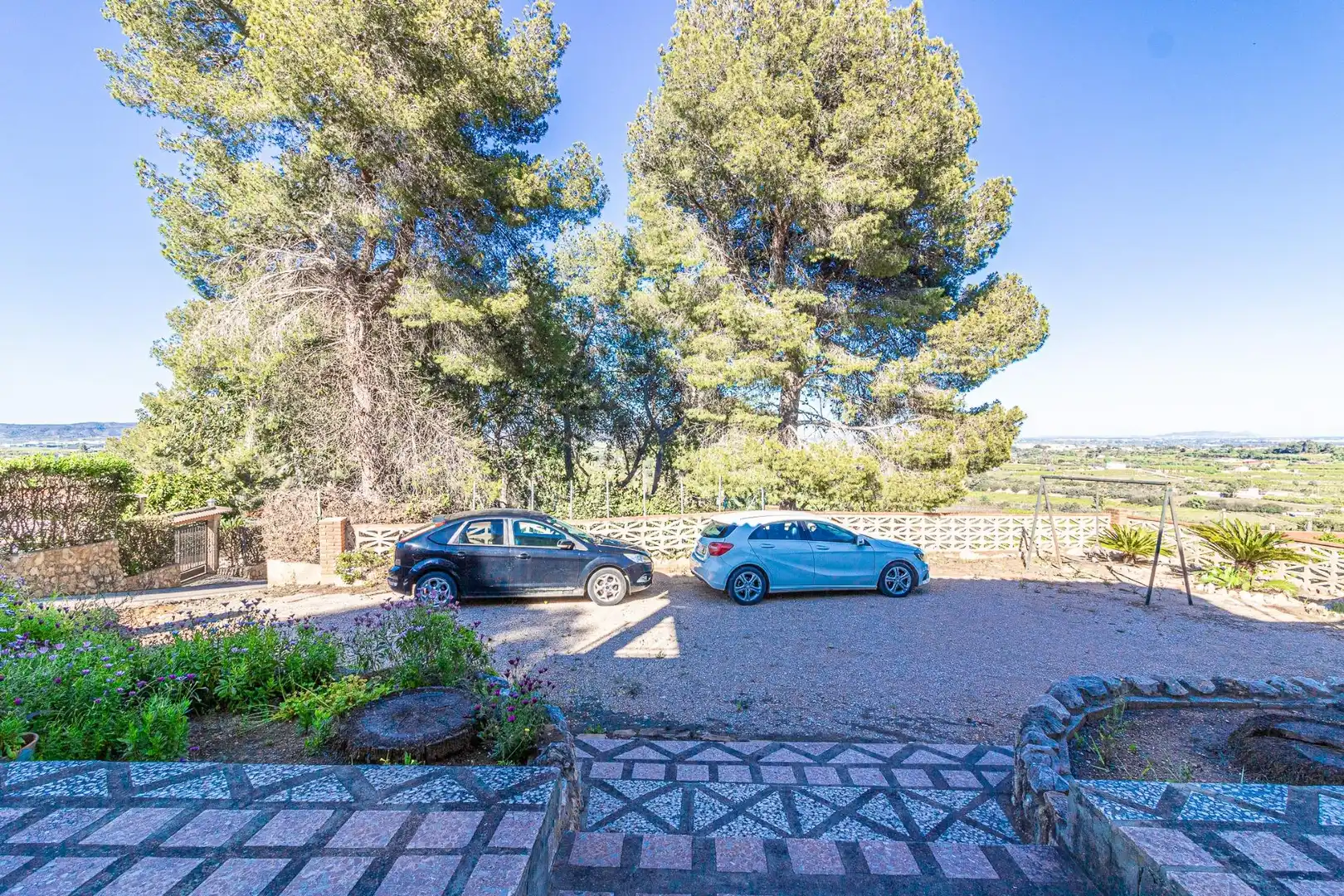 Parkplatz von Haus oder Chalet zum Verkauf in Carlet mit Heizung, Privatgarten und Terrasse