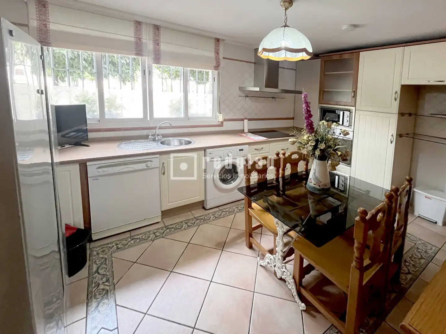 Küche von Wohnung zur Miete in Sevilla mit Klimaanlage, Terrasse und Möbliert