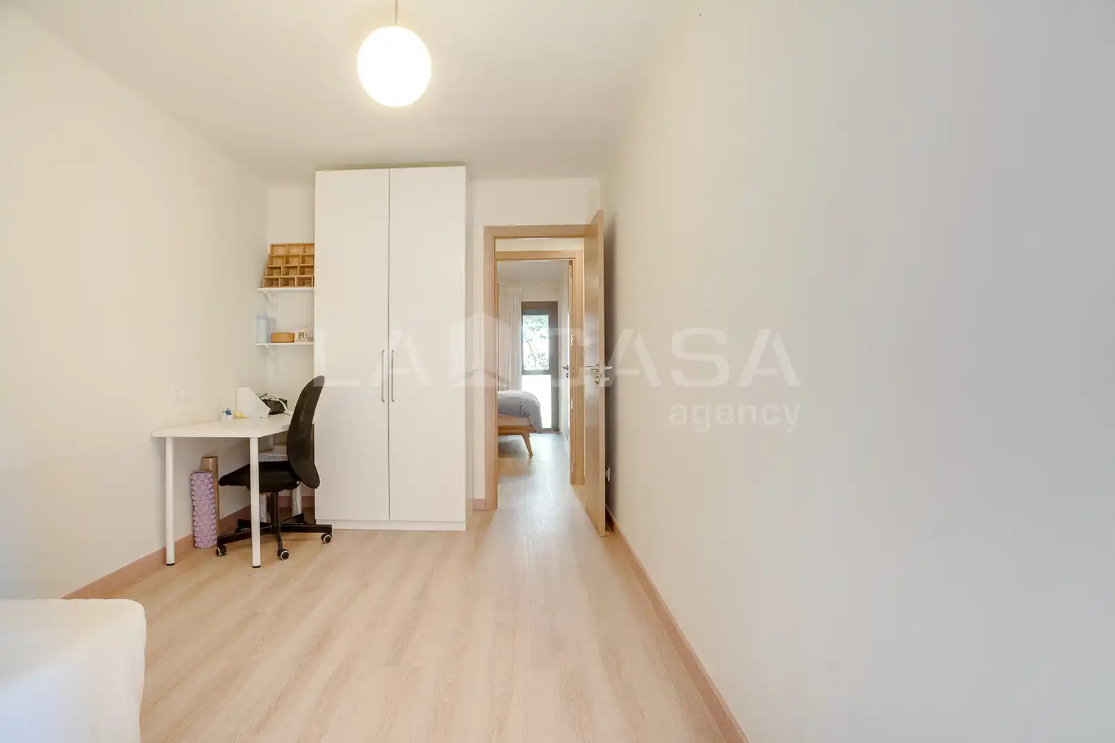 Habitación de Piso en venta en Barcelona con Calefacción y Balcón