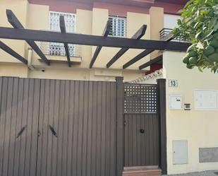 Exterior view of Single-family semi-detached to rent in Málaga Capital  with Air Conditioner, Terrace and Balcony