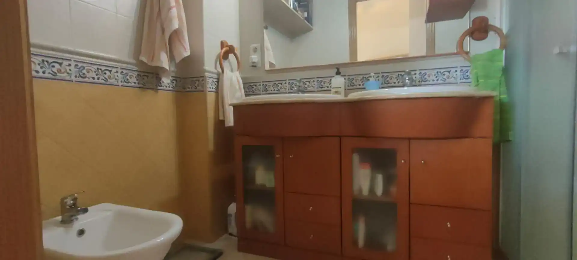 Baño de Piso en venta en Benicarló con Aire acondicionado, Trastero y Amueblado