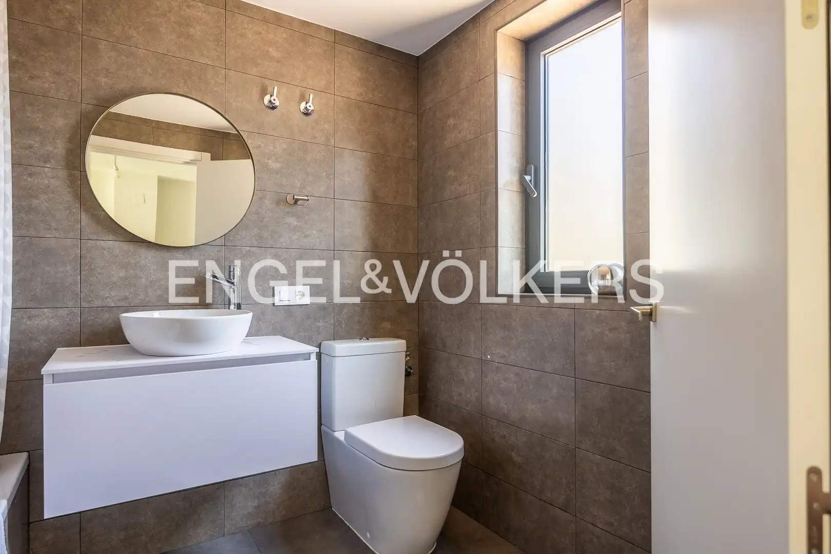 Terraza de Casa o chalet en venta en Dos Hermanas con Aire acondicionado, Calefacción y Jardín privado