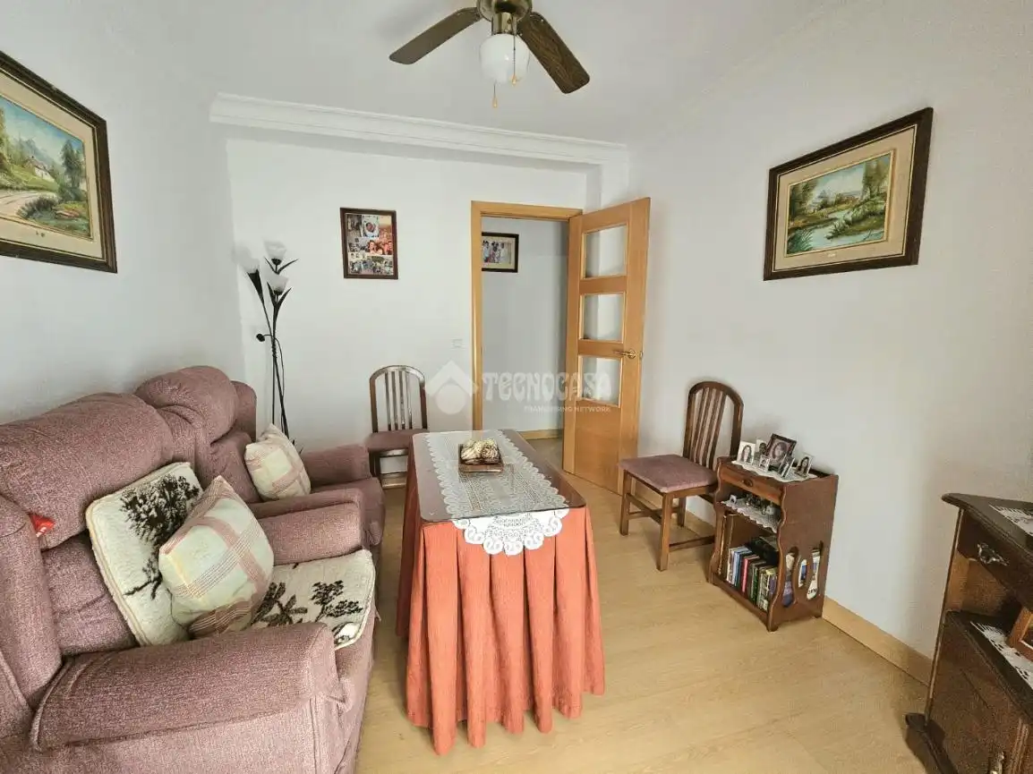 Living room of Flat for sale in Mairena del Aljarafe
