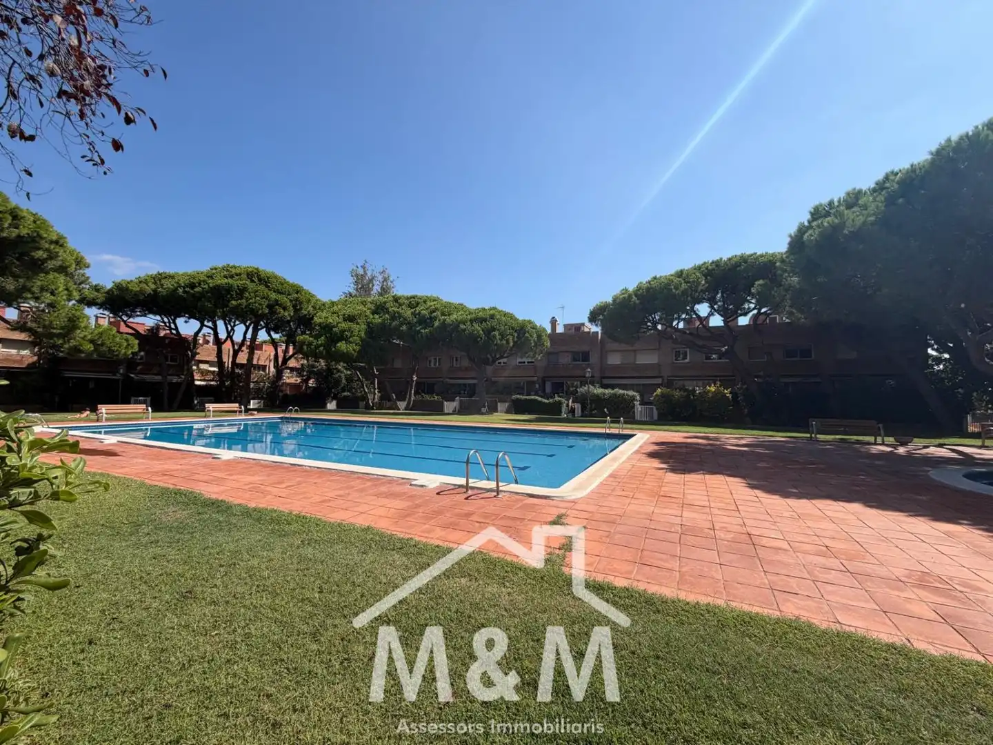Casa a schiera con piscina in affitto a La Pineda, imagen 3