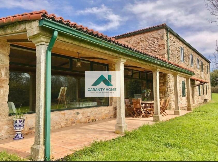 Terrassa de Casa o xalet en venda en Curtis amb Calefacció, Jardí privat i Terrassa