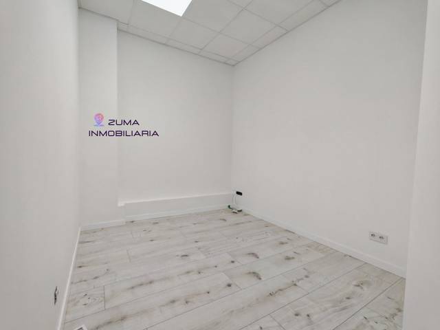 Local comercial en Alquiler en El Cónsul - Ciudad Universitaria - El Romeral