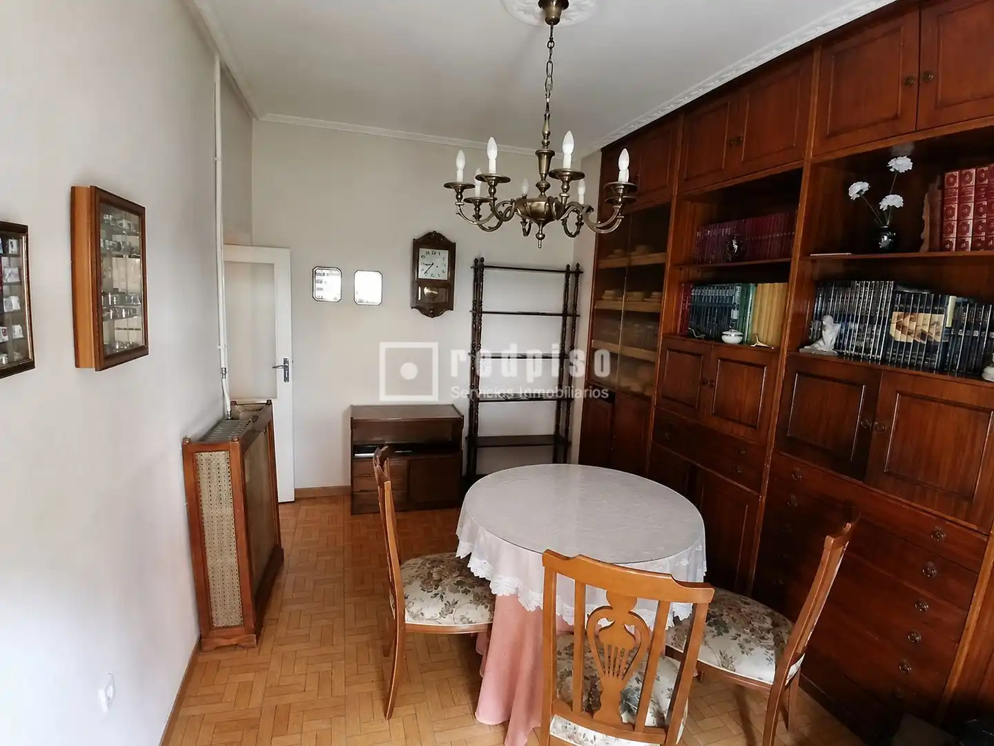 Habitación de Piso en venta en Madrid con Calefacción y Terraza