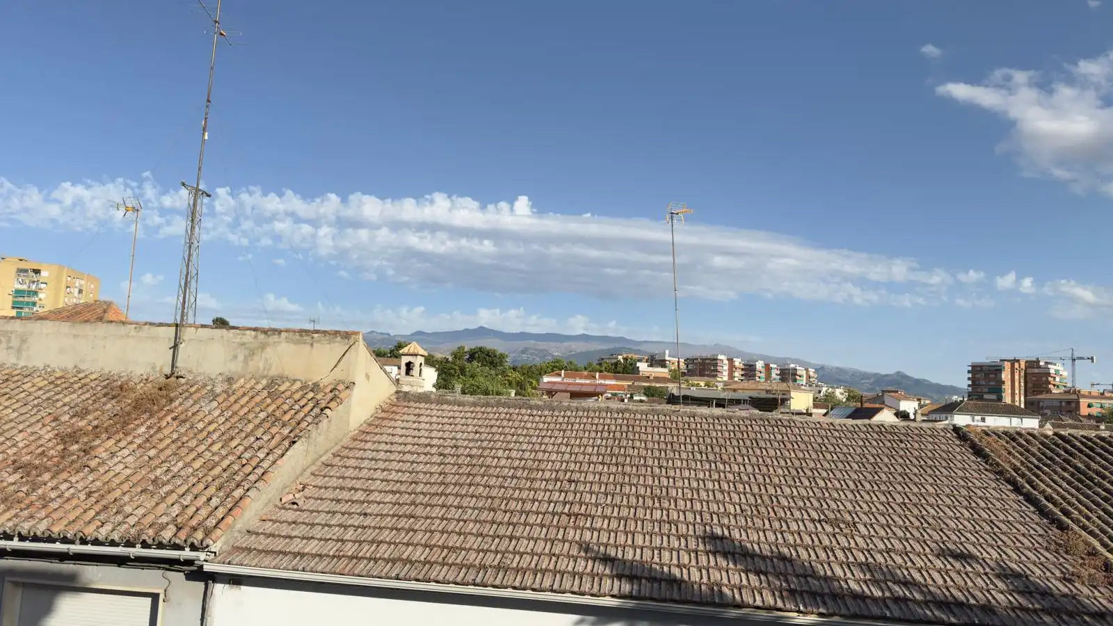 Exterior view of Flat for rent in Granada  with Air Conditioner, Furnished and Oven