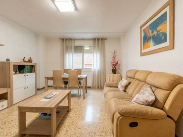 Piso en venta en Carrer d'Aldover 26