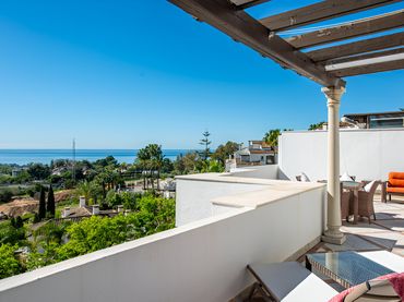 Apartamento con piscina en venta en Milla de Oro