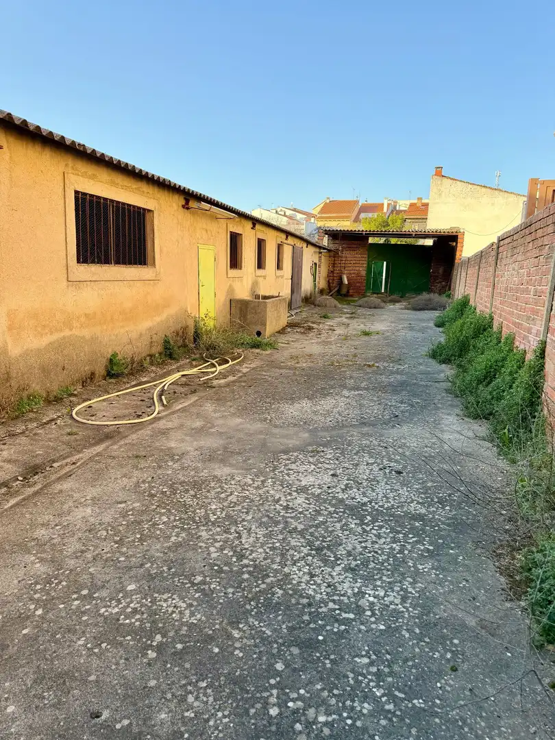 Nau industrial en venda a Malpartida de Plasencia, imagen 3