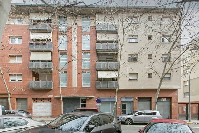 Piso en Venta en C/ Ferrer i Guardia en Roc Blanc