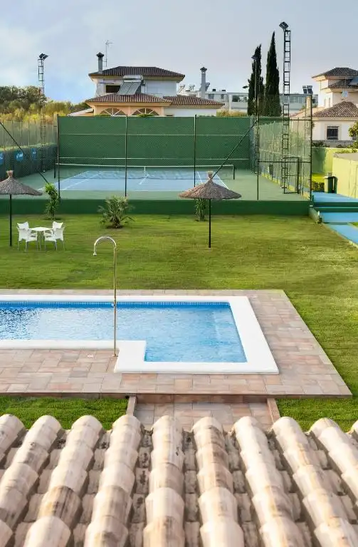 Piscina de Casa o xalet en venda en El Puerto de Santa María amb Jardí privat, Terrassa i Piscina