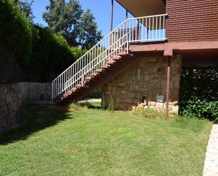 Exterior view of Single-family semi-detached to rent in La Moraleja  with Heating, Private garden and Terrace